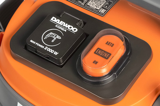 Кнопка включения пылесоса обладает защитой от попадания пыли и влаги.